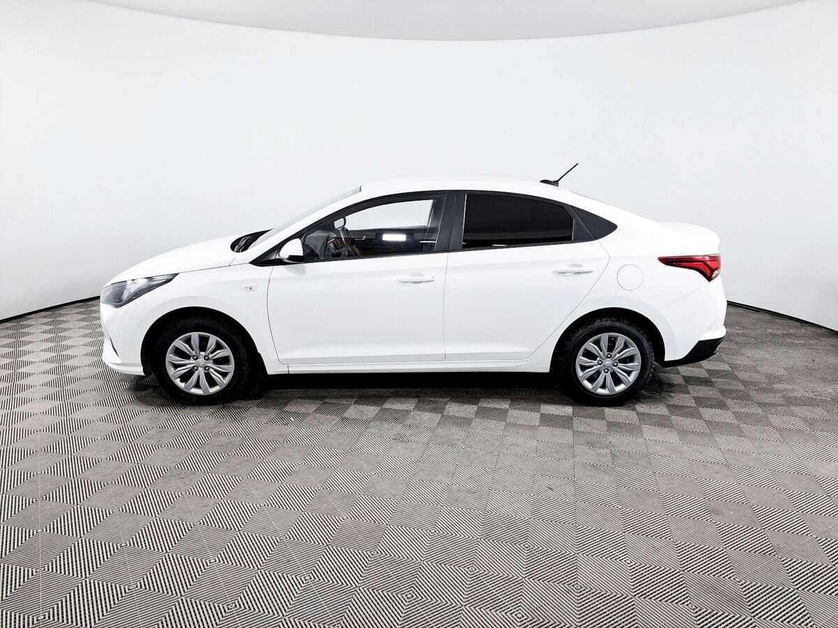 Купить Hyundai Solaris с пробегом. Фото: #7
