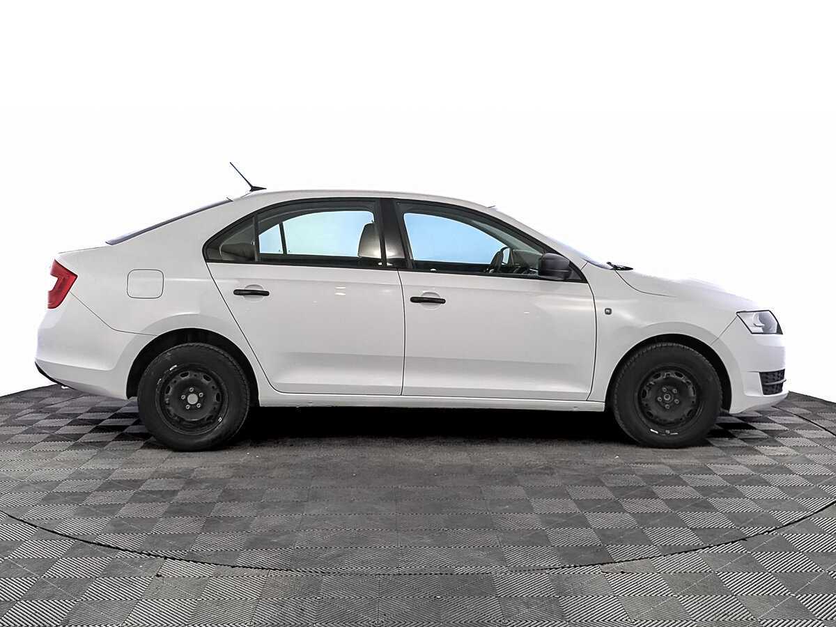 Купить Skoda Rapid с пробегом. Фото: #3