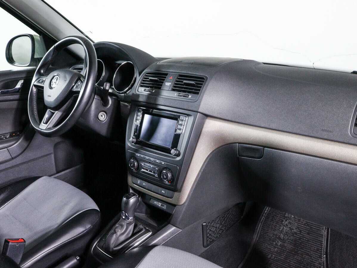 Купить Skoda Yeti с пробегом. Фото: #6