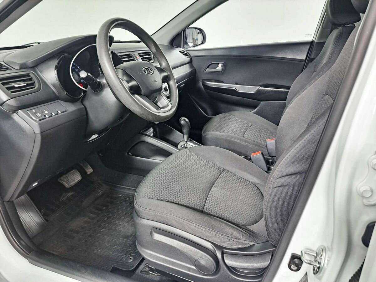 Купить Kia Rio с пробегом. Фото: #15