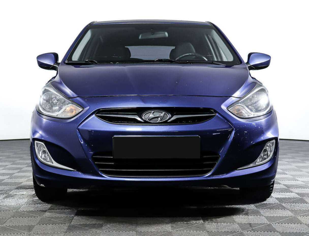 Купить Hyundai Solaris с пробегом. Фото: #1