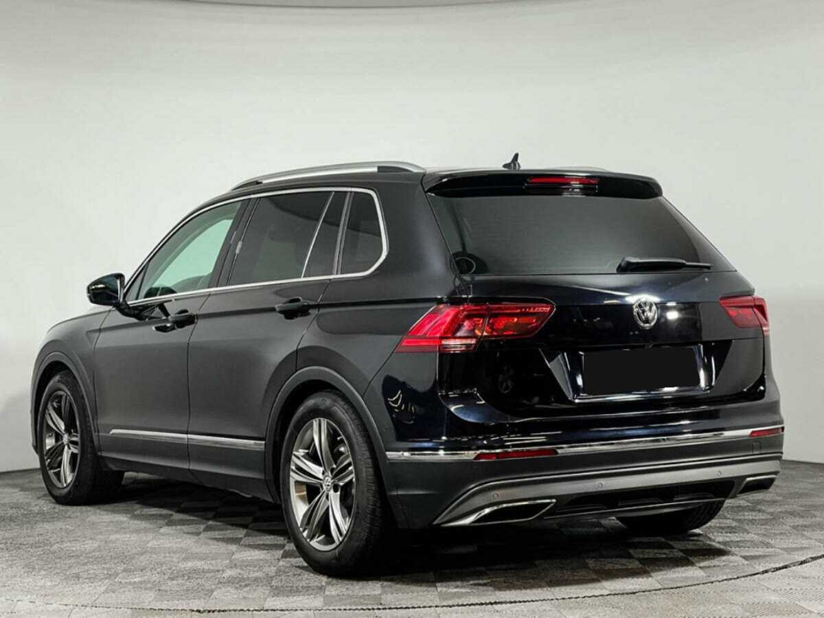 Купить Volkswagen Tiguan с пробегом. Фото: #6