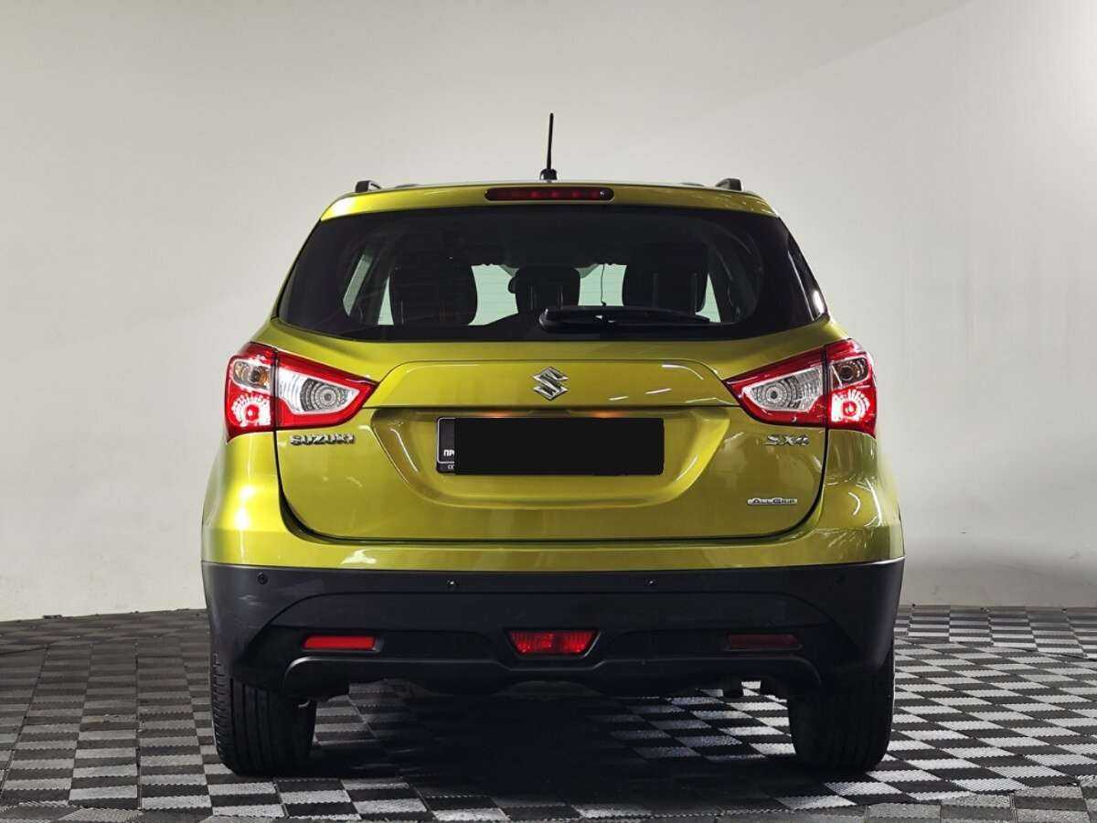 Купить Suzuki SX4 с пробегом. Фото: #3