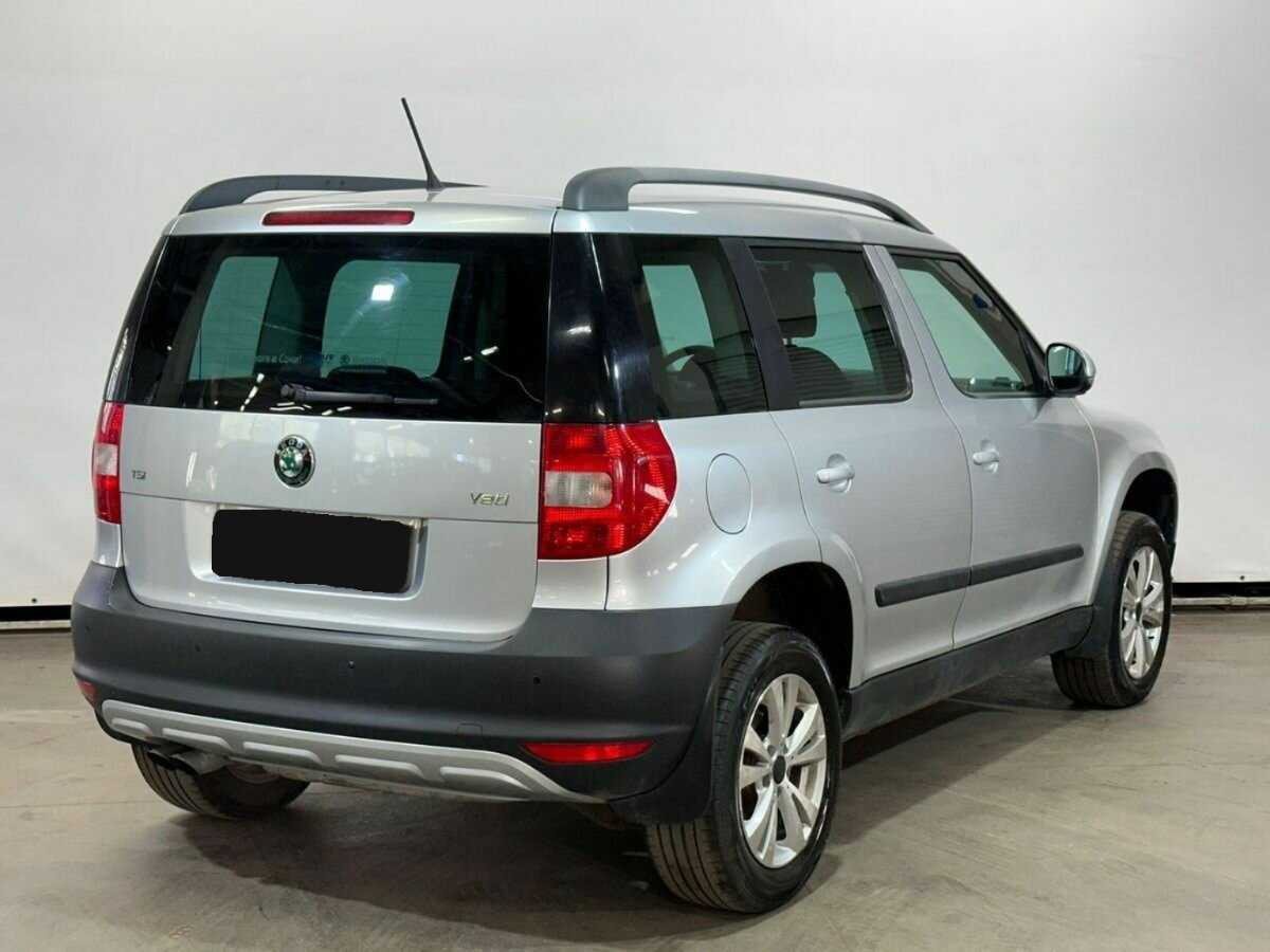 Купить Skoda Yeti с пробегом. Фото: #4