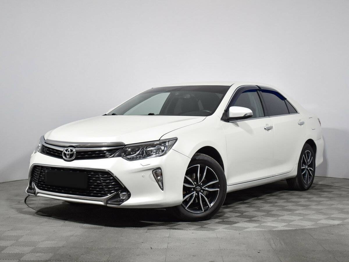 Купить Toyota Camry с пробегом. Посмотреть фото