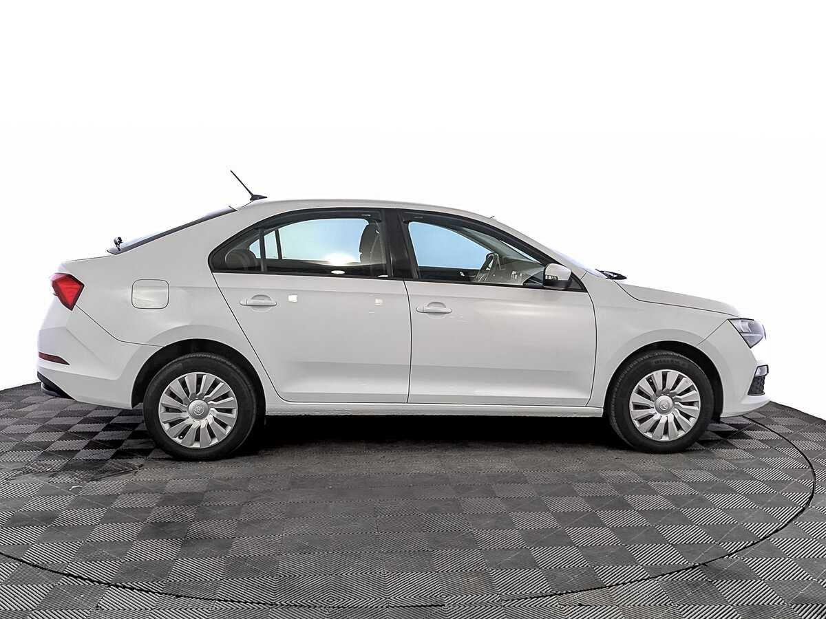 Купить Skoda Rapid с пробегом. Фото: #3