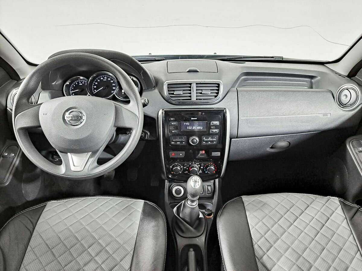 Купить Nissan Terrano с пробегом. Фото: #9