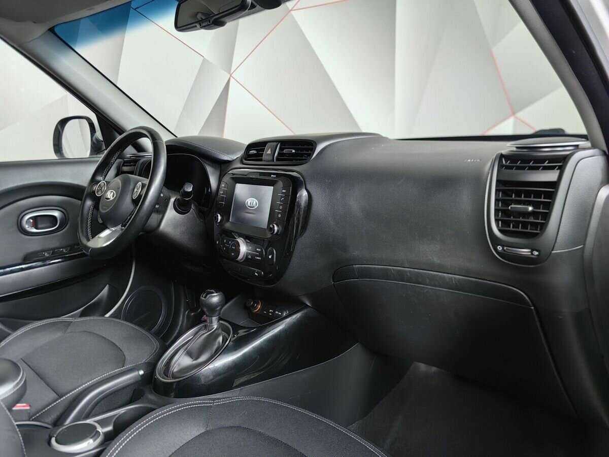 Купить Kia Soul с пробегом. Фото: #8