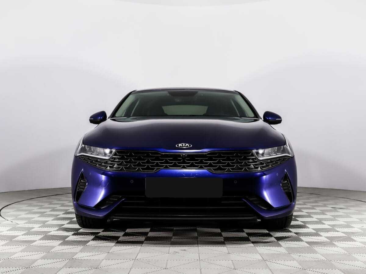 Купить Kia K5 с пробегом. Фото: #1