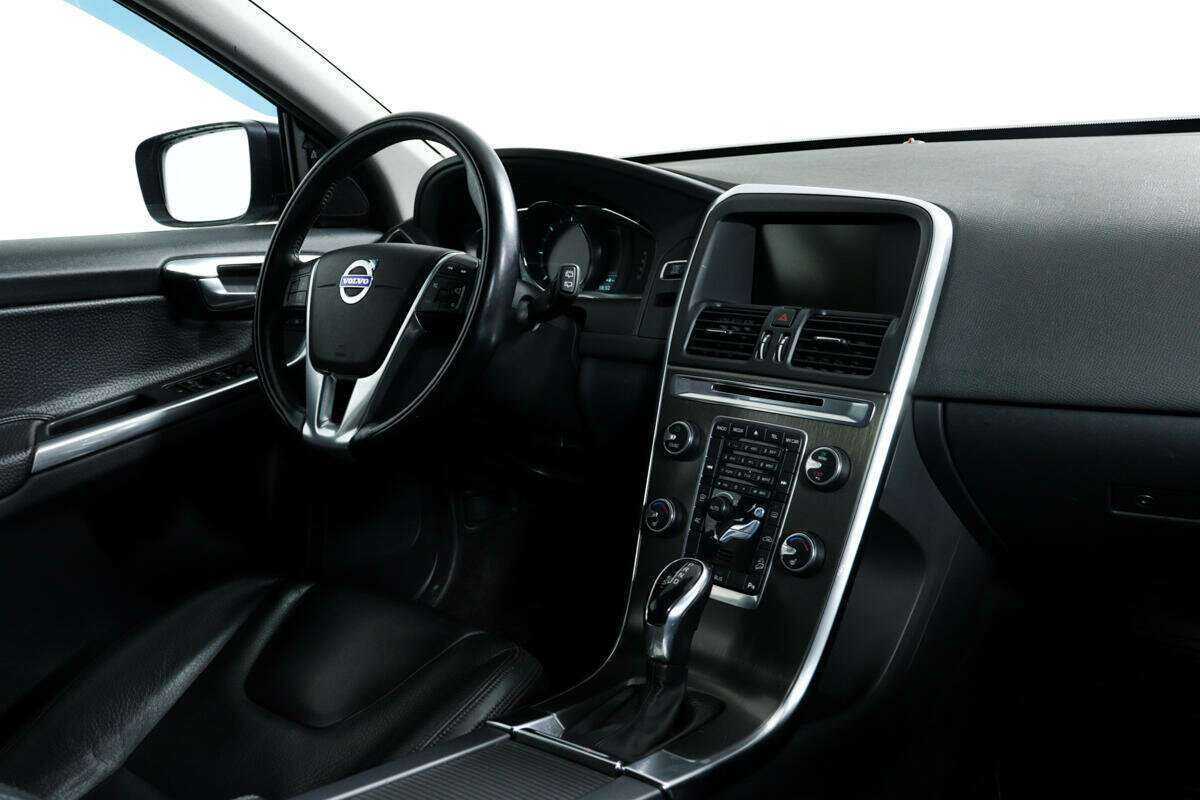 Купить Volvo XC60 с пробегом. Фото: #8
