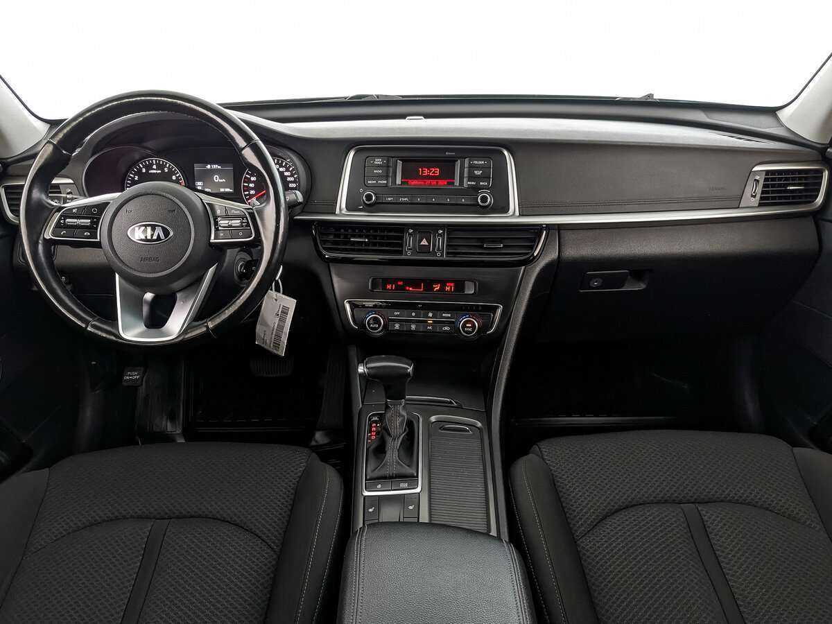 Купить Kia Optima с пробегом. Фото: #9