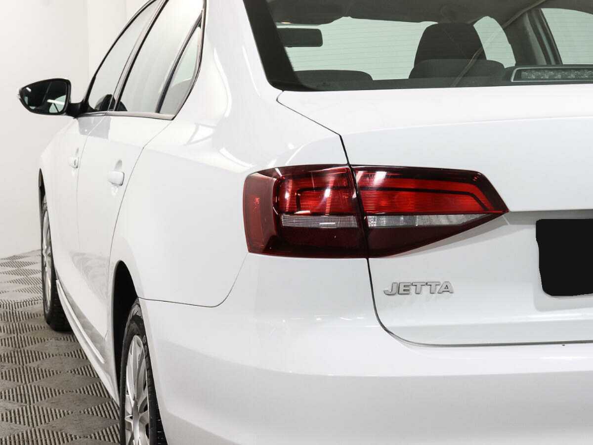 Купить Volkswagen Jetta с пробегом. Фото: #14