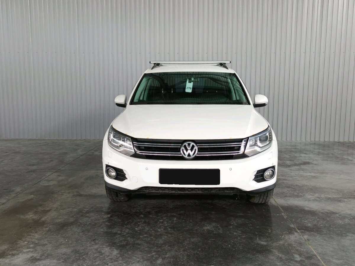 Купить Volkswagen Tiguan с пробегом. Фото: #1