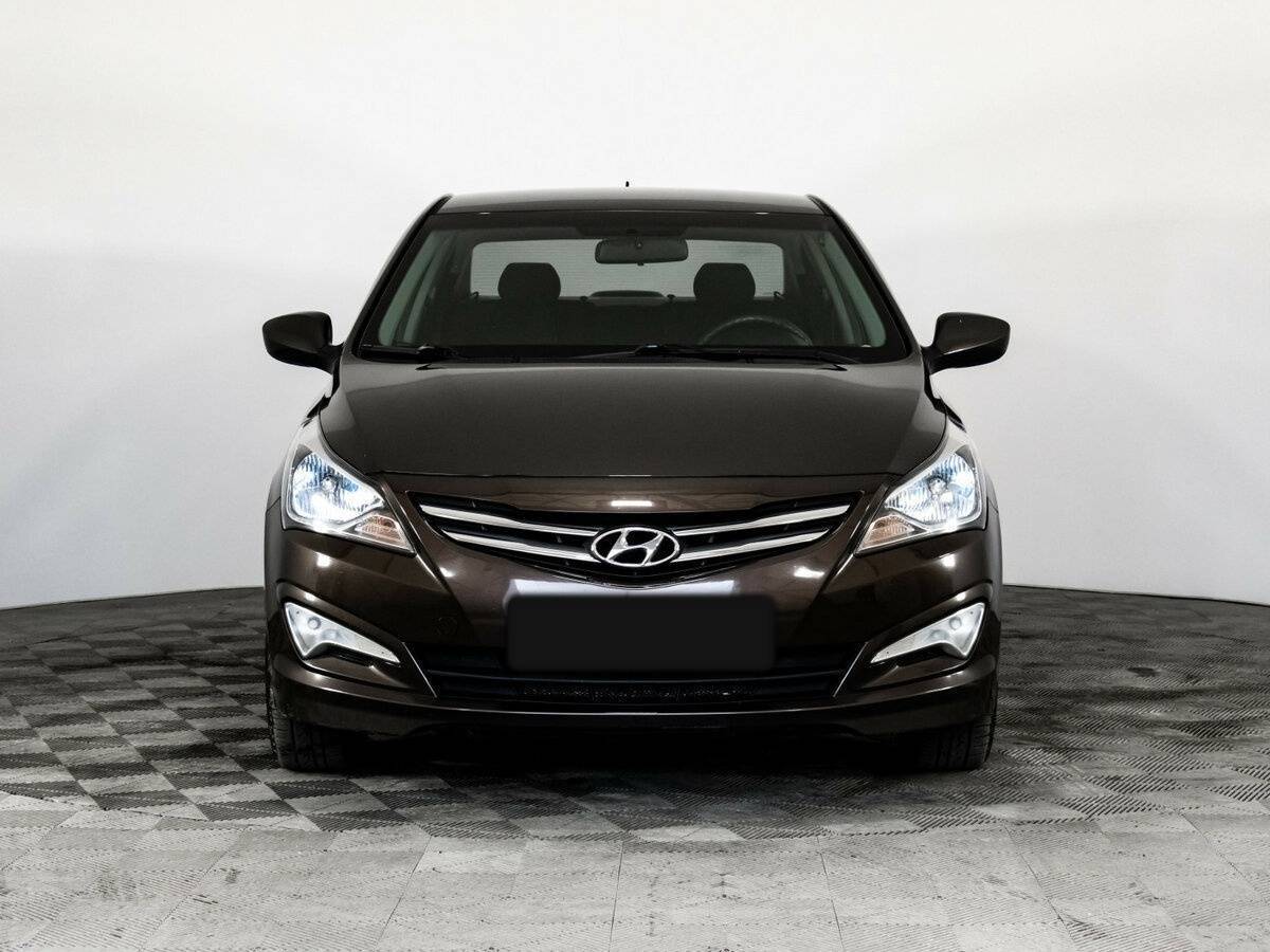 Купить Hyundai Solaris с пробегом. Фото: #1
