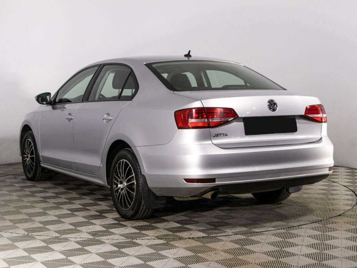 Купить Volkswagen Jetta с пробегом. Фото: #6