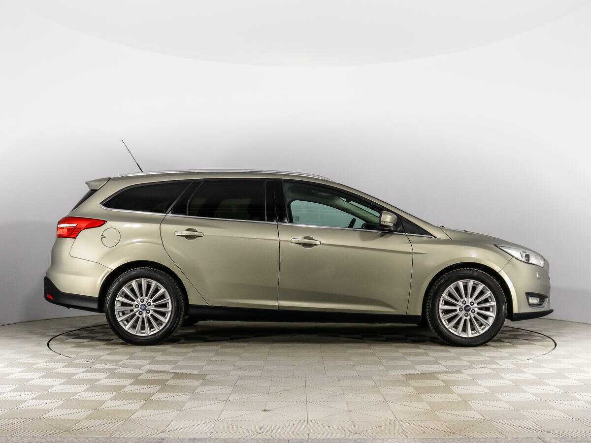 Купить Ford Focus с пробегом. Фото: #3