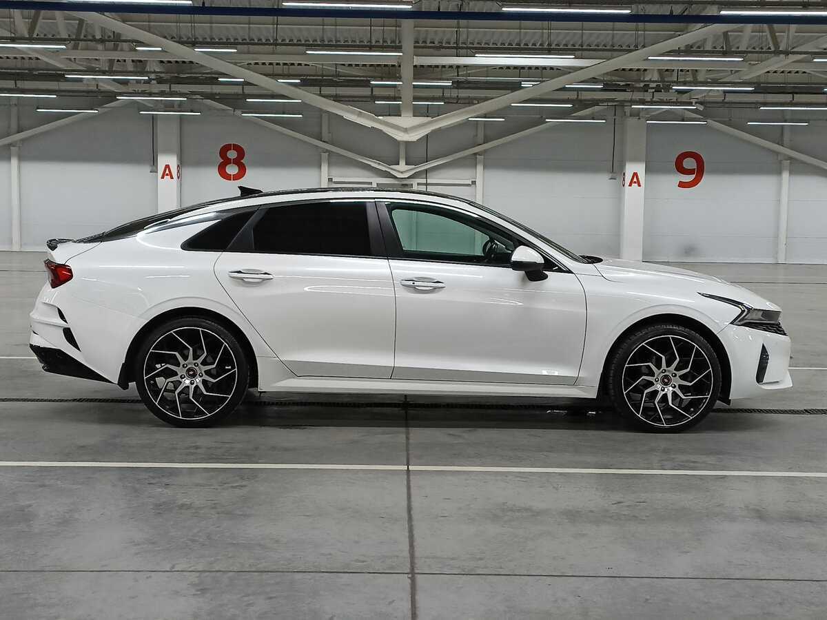 Купить Kia K5 с пробегом. Фото: #3