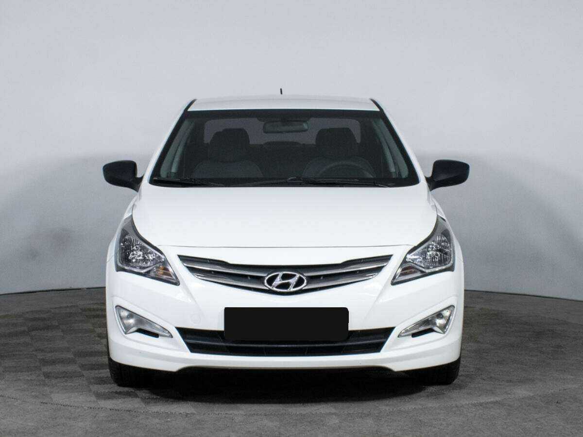 Купить Hyundai Solaris с пробегом. Фото: #1