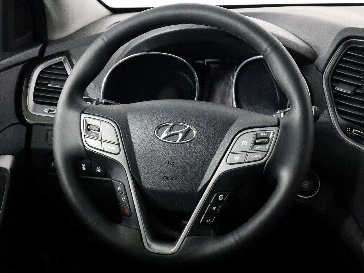 Купить Hyundai Santa Fe с пробегом. Фото: #12
