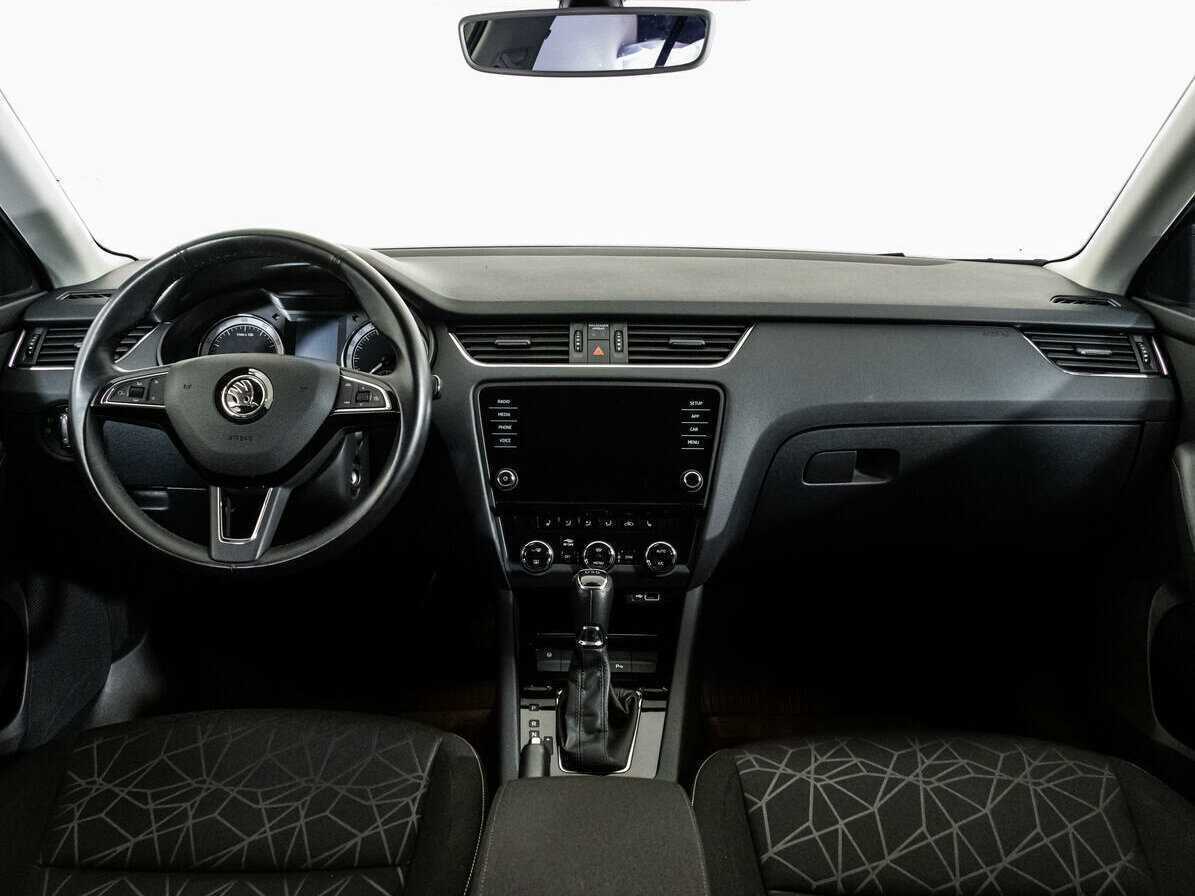 Купить Skoda Octavia с пробегом. Фото: #7