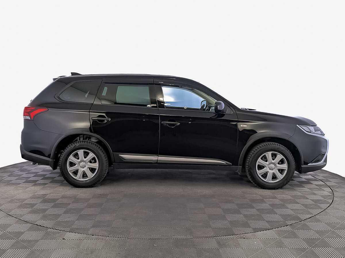 Купить Mitsubishi Outlander с пробегом. Фото: #3