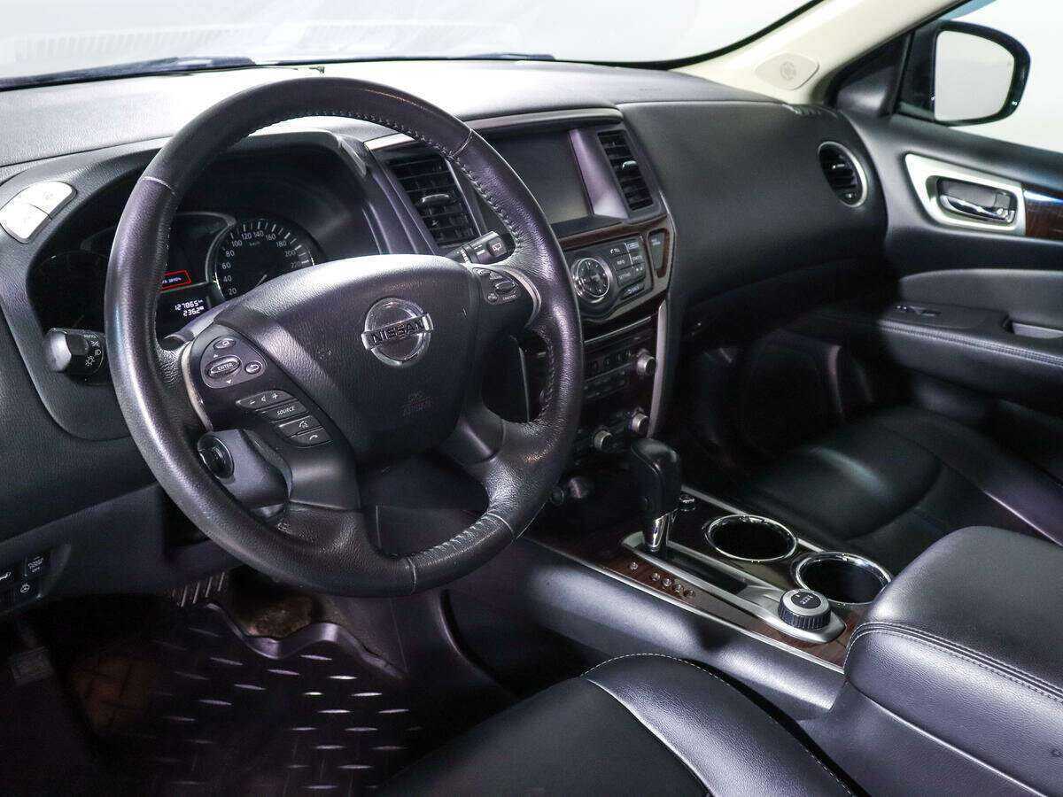 Купить Nissan Pathfinder с пробегом. Фото: #11