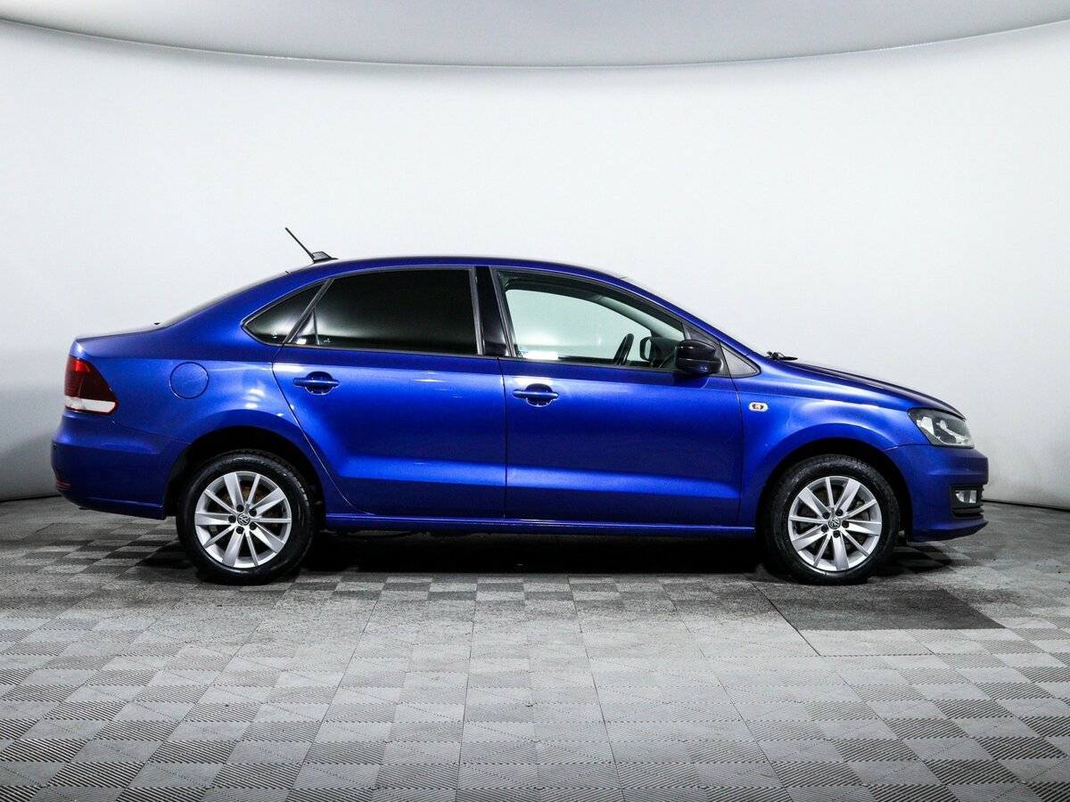 Купить Volkswagen Polo с пробегом. Фото: #3
