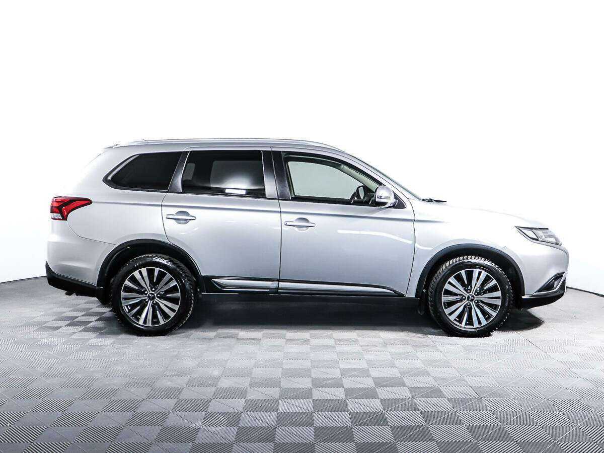 Купить Mitsubishi Outlander с пробегом. Фото: #3