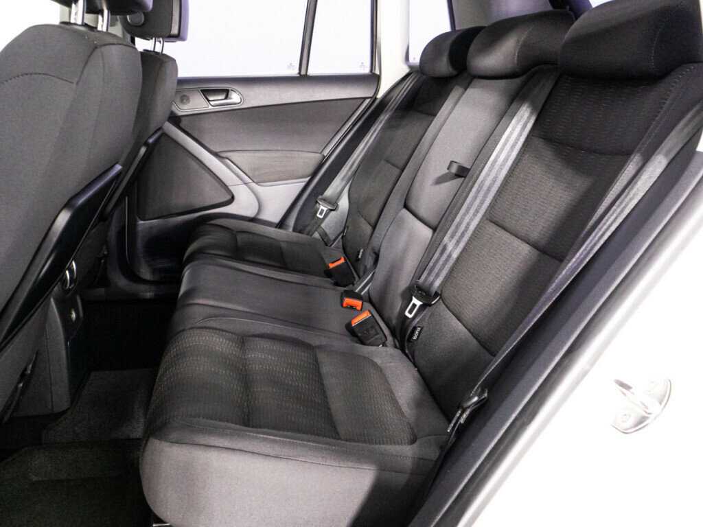 Купить Volkswagen Tiguan с пробегом. Фото: #9