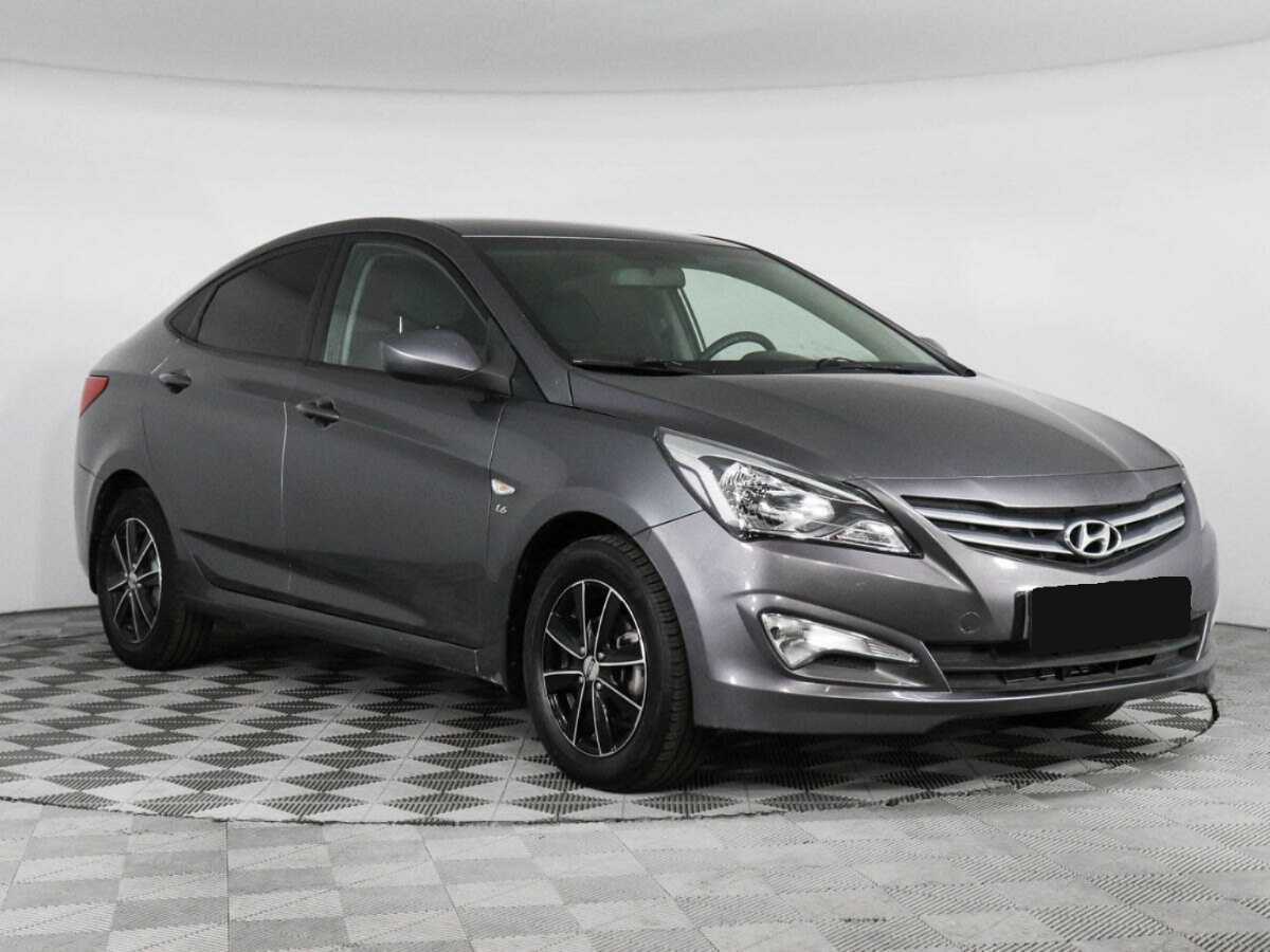 Купить Hyundai Solaris с пробегом. Фото: #2