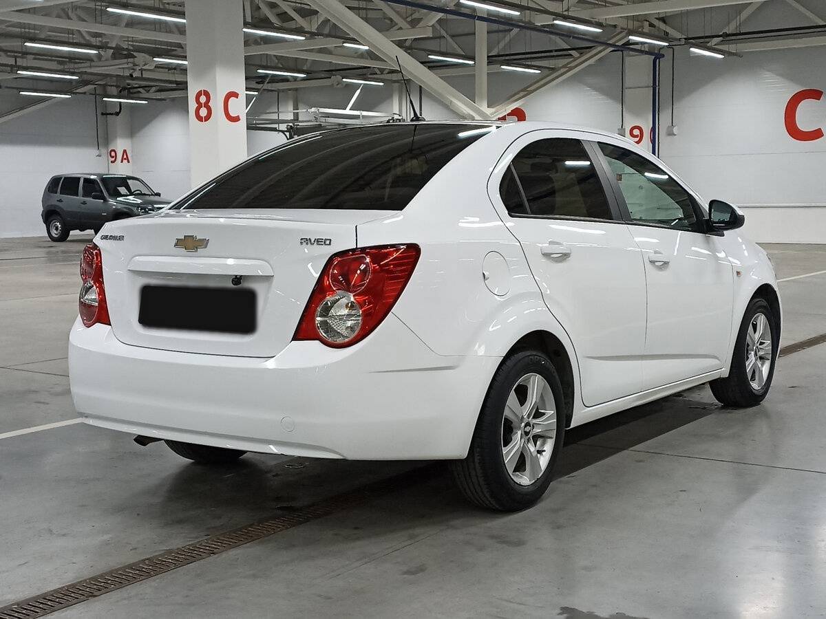 Купить Chevrolet Aveo с пробегом. Фото: #4