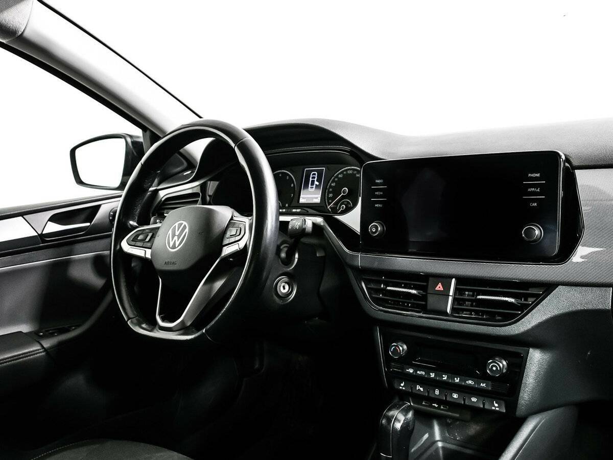 Купить Volkswagen Polo с пробегом. Фото: #8