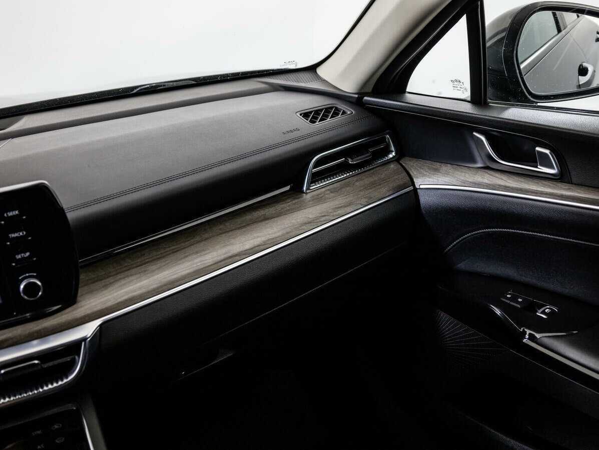 Купить Kia K5 с пробегом. Фото: #16