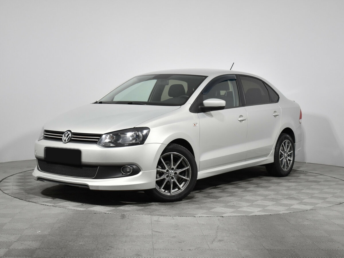 Купить Volkswagen Polo с пробегом. Фото: #0