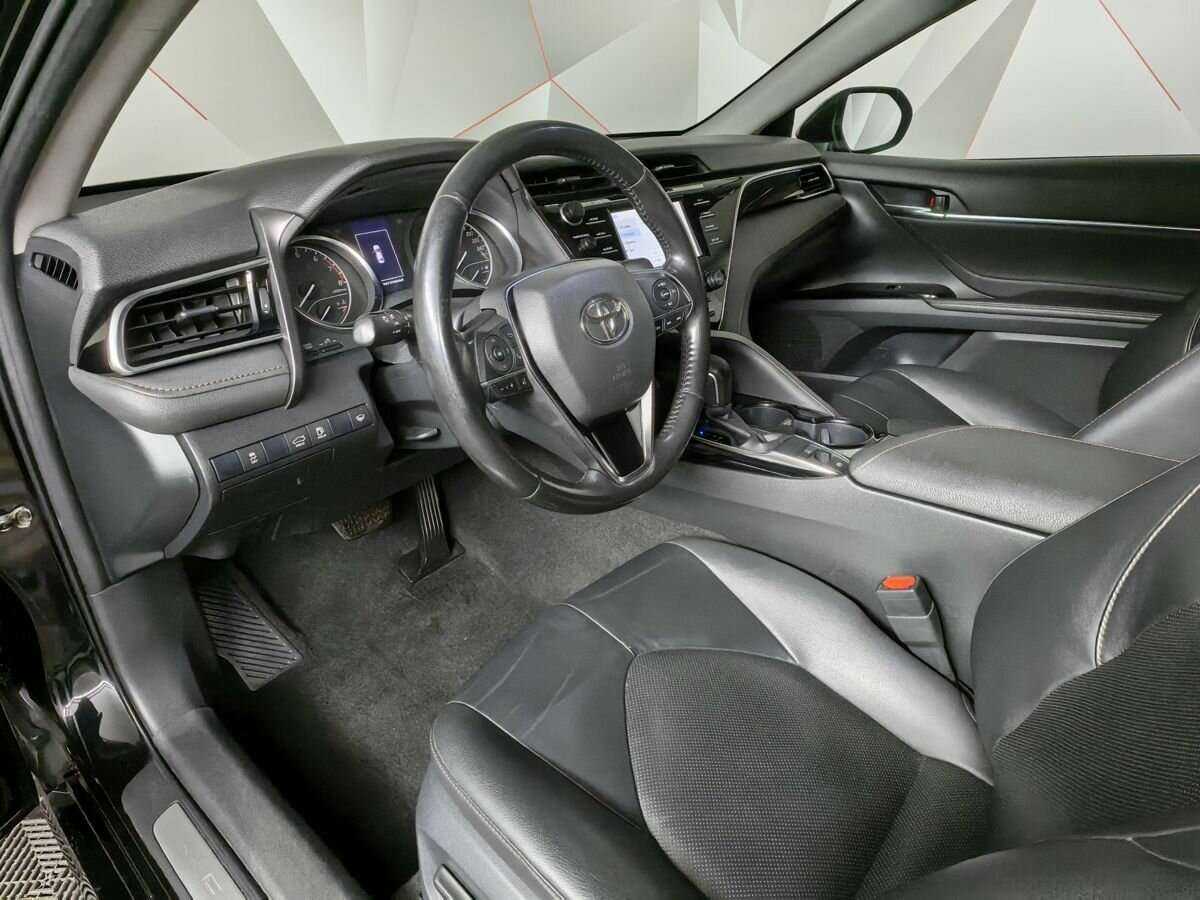 Купить Toyota Camry с пробегом. Фото: #13
