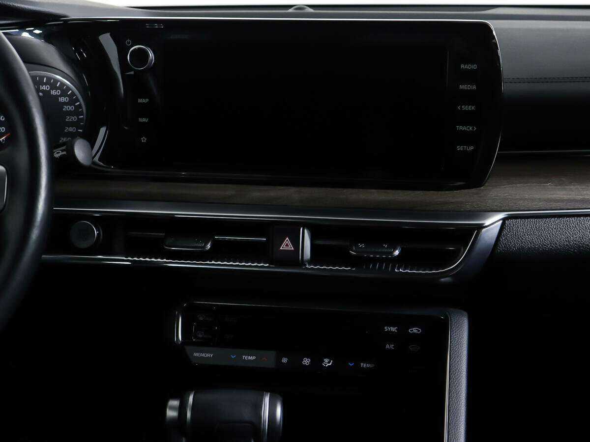 Купить Kia K5 с пробегом. Фото: #11