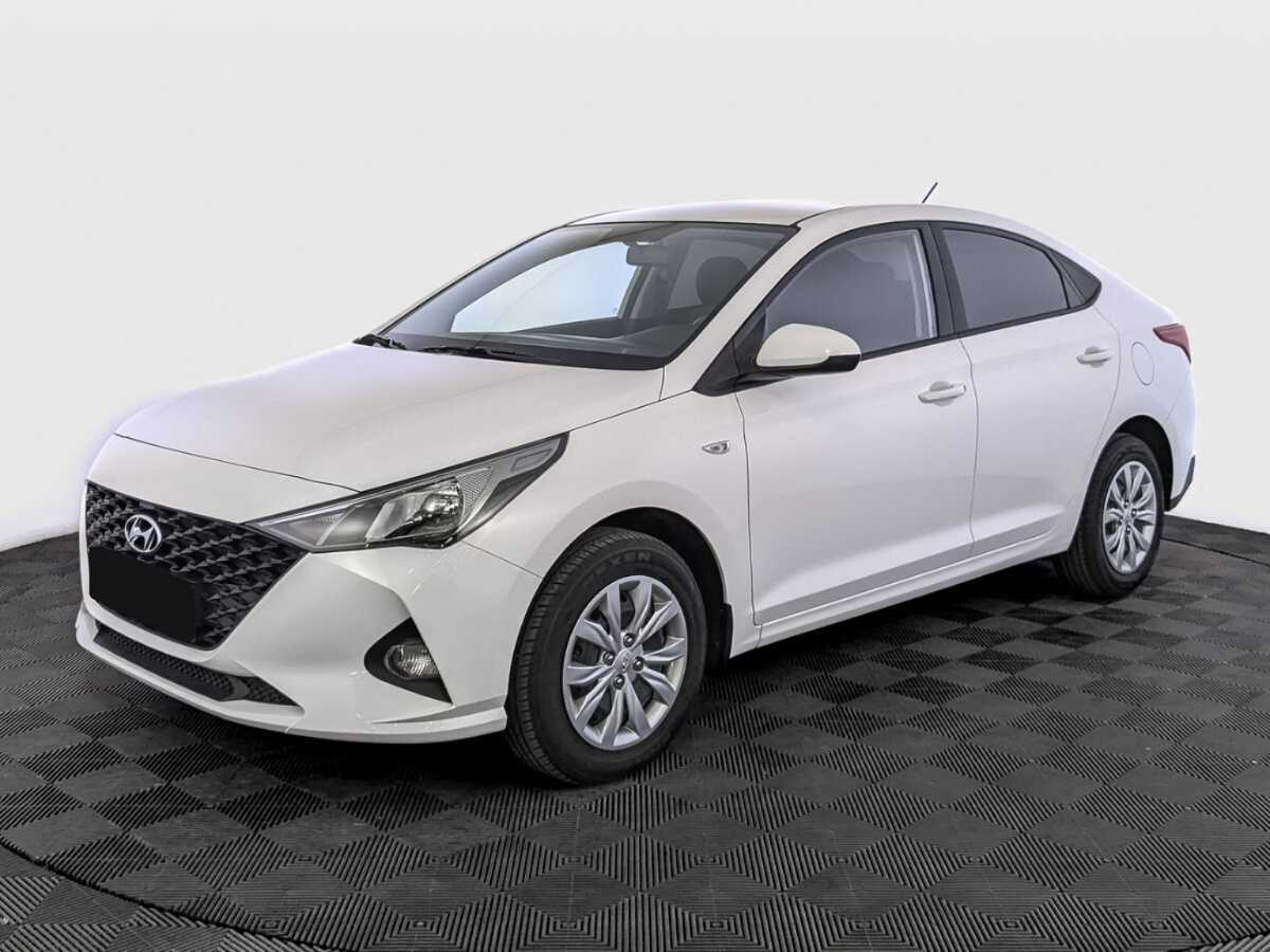 Купить Hyundai Solaris с пробегом. Посмотреть фото