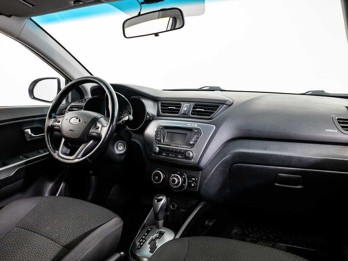 Купить Kia Rio с пробегом. Фото: #8