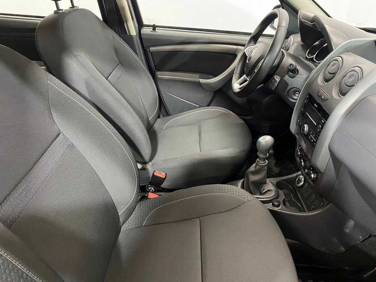 Купить Renault Duster с пробегом. Фото: #9