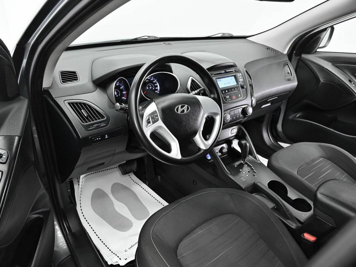 Купить Hyundai ix35 с пробегом. Фото: #10