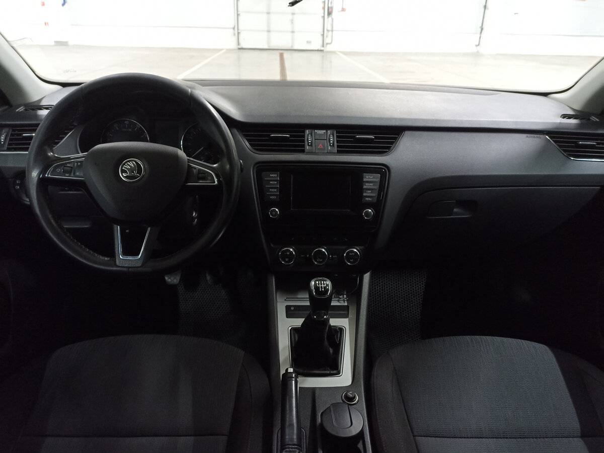 Купить Skoda Octavia с пробегом. Фото: #13