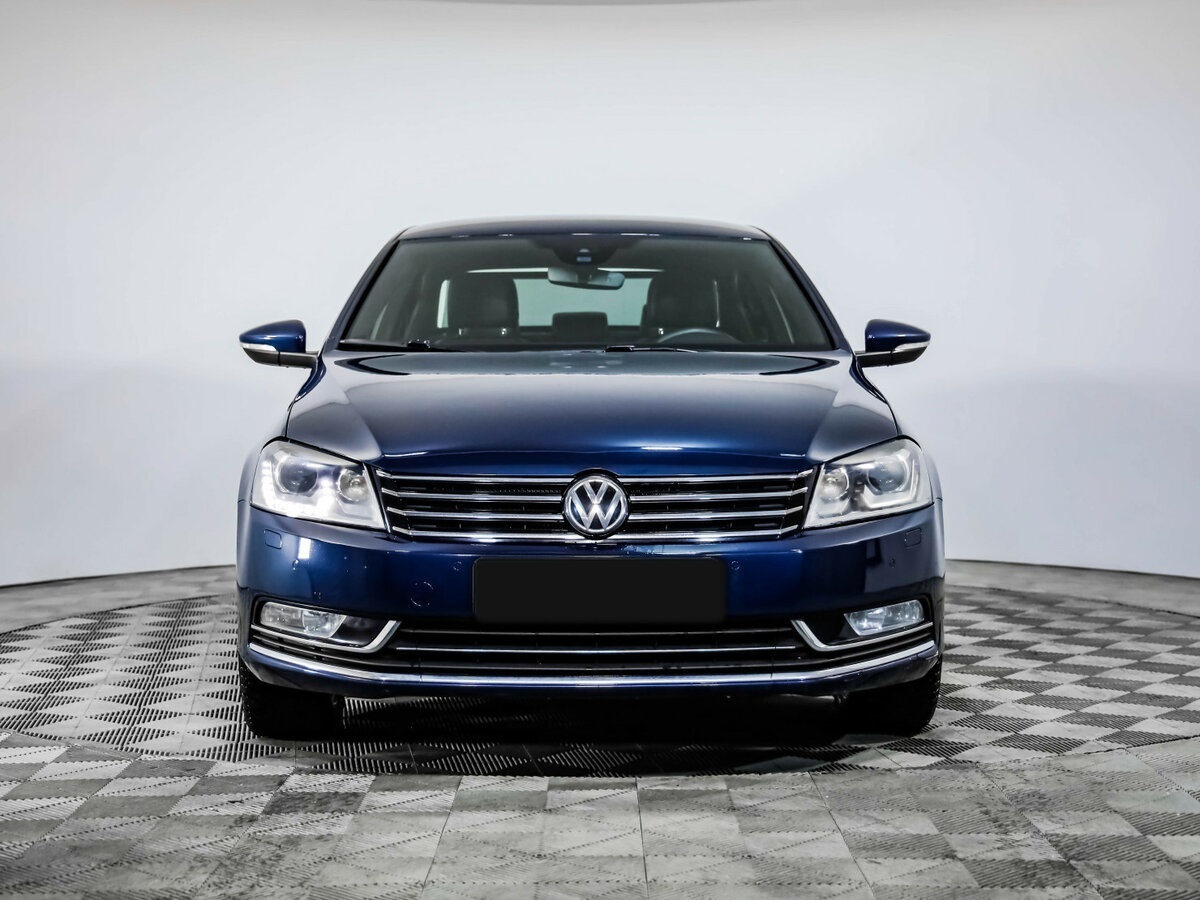 Купить Volkswagen Passat с пробегом. Фото: #1