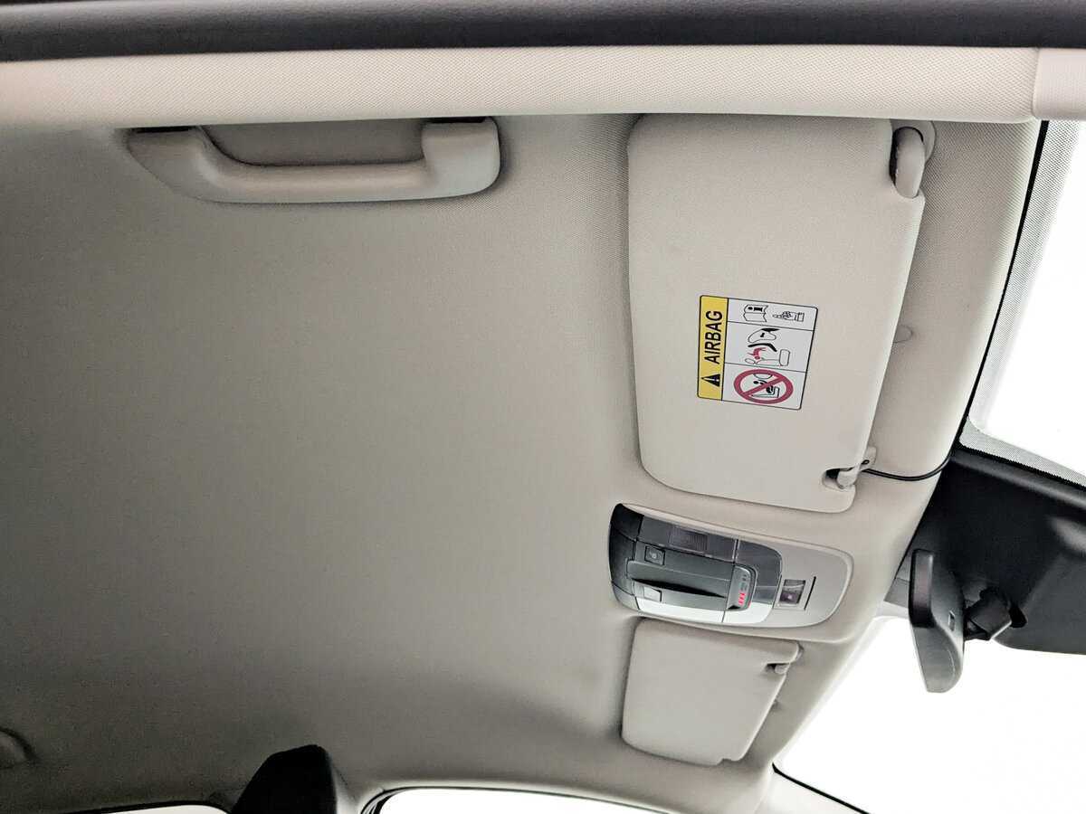 Купить Kia K5 с пробегом. Фото: #21