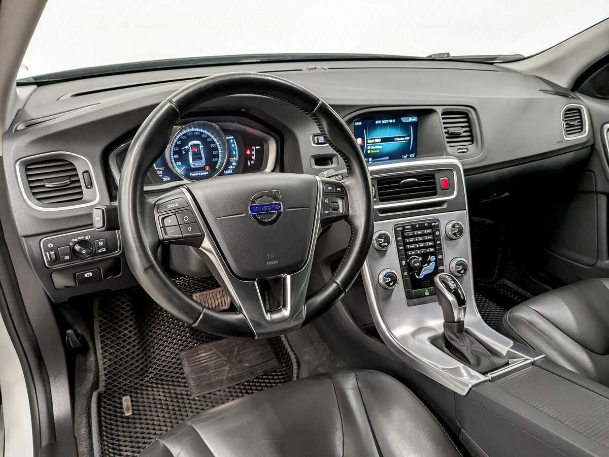 Купить Volvo S60 с пробегом. Фото: #16
