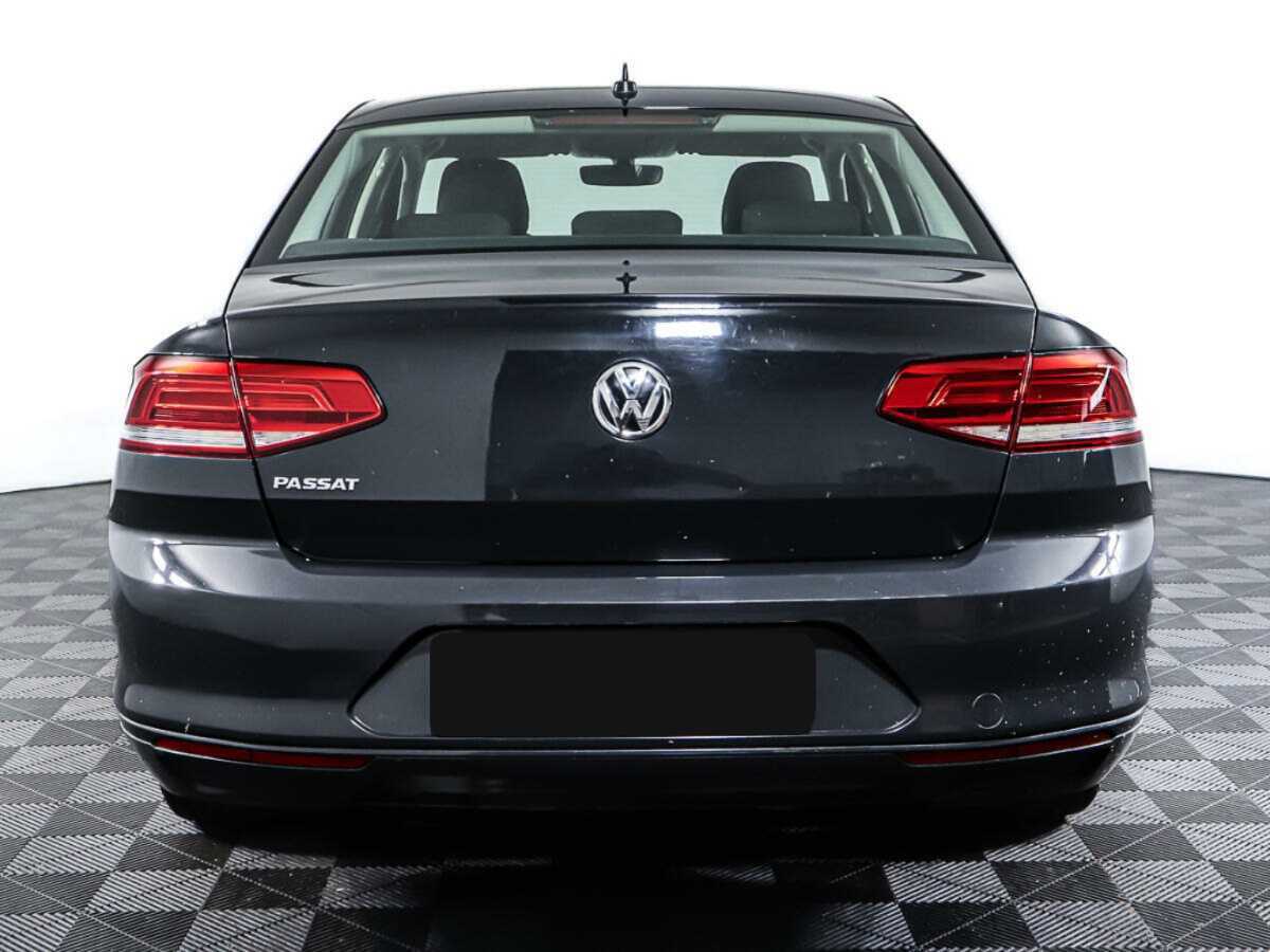 Купить Volkswagen Passat с пробегом. Фото: #5
