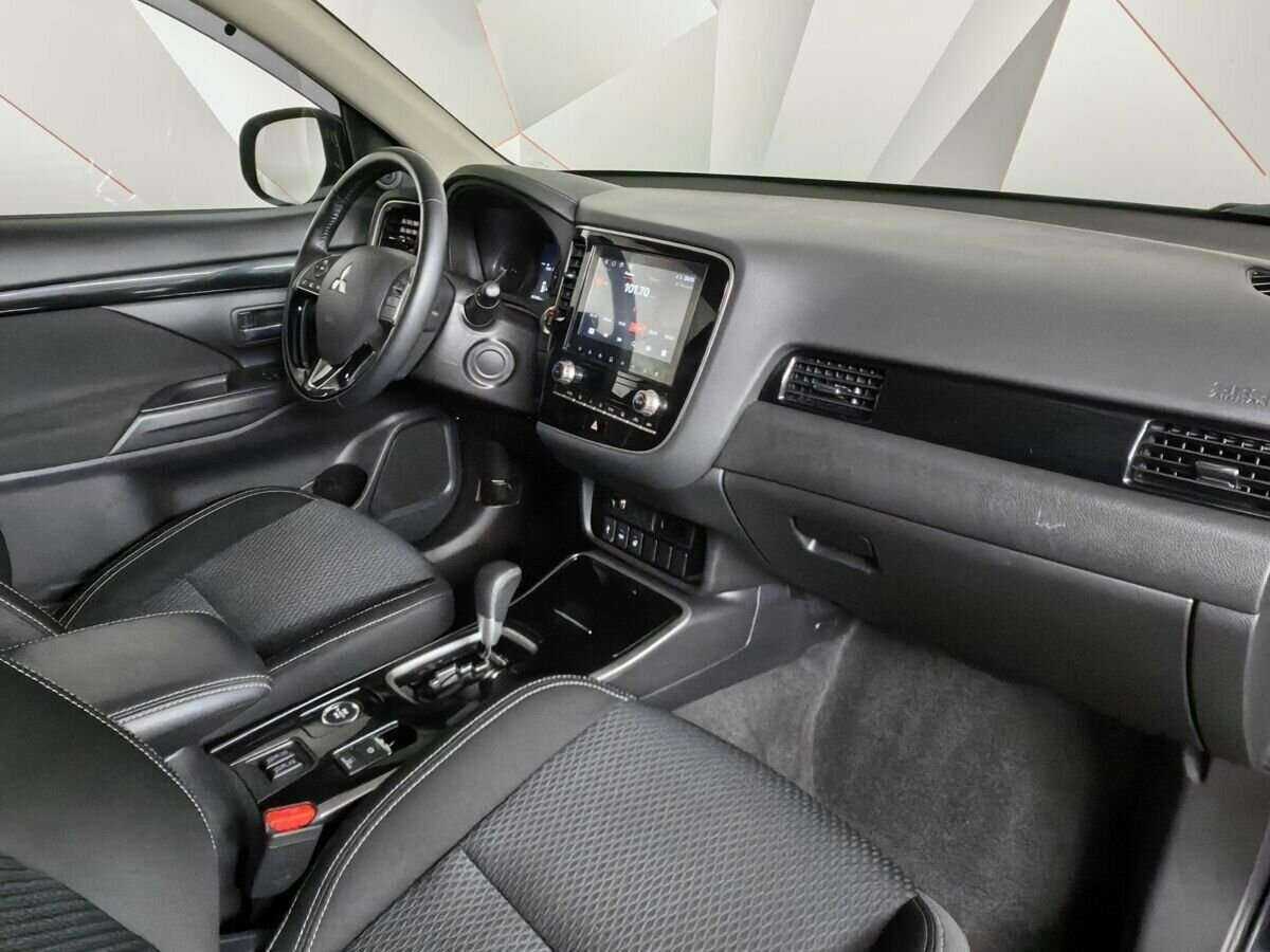 Купить Mitsubishi Outlander с пробегом. Фото: #6