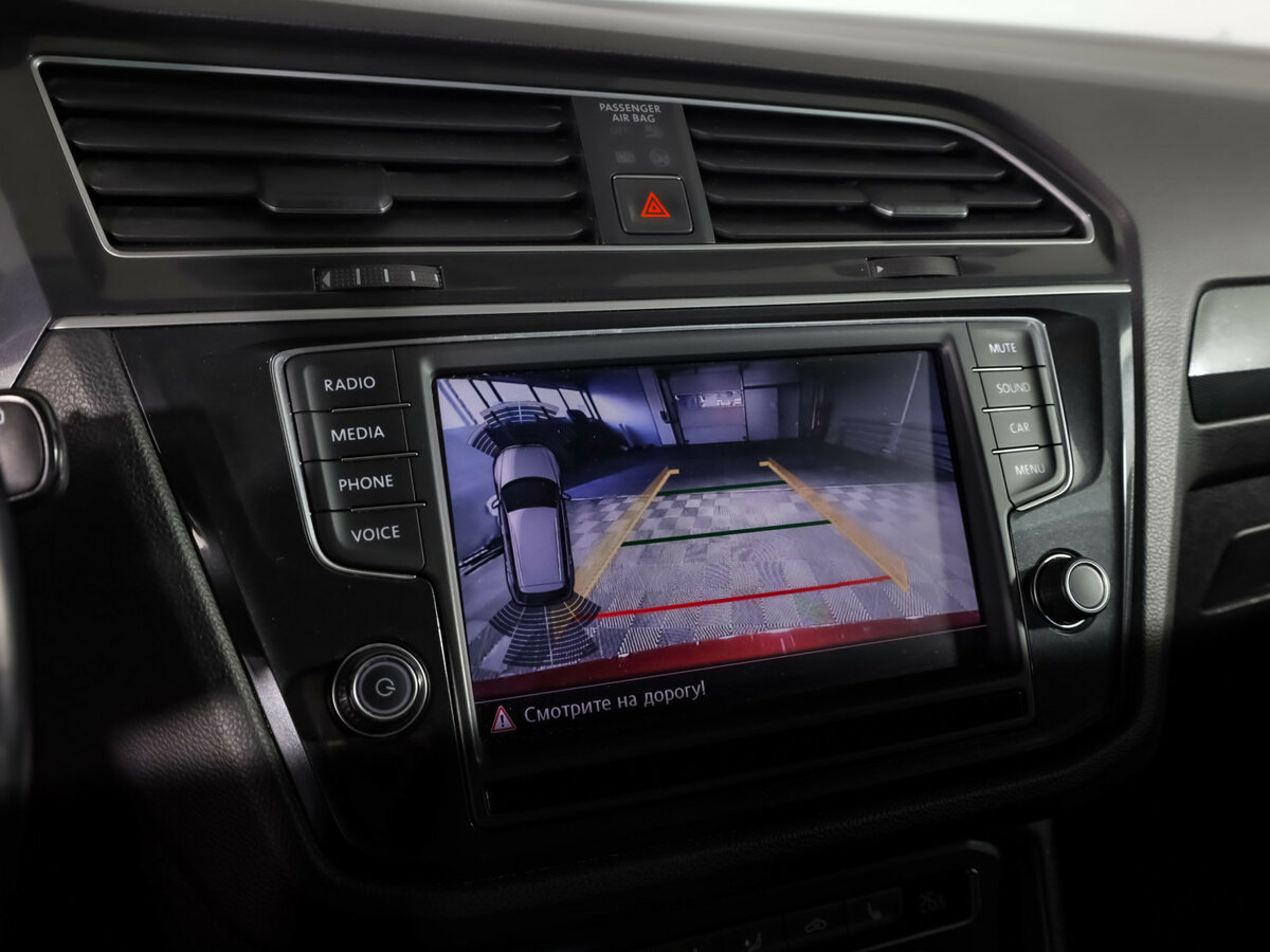 Купить Volkswagen Tiguan с пробегом. Фото: #14