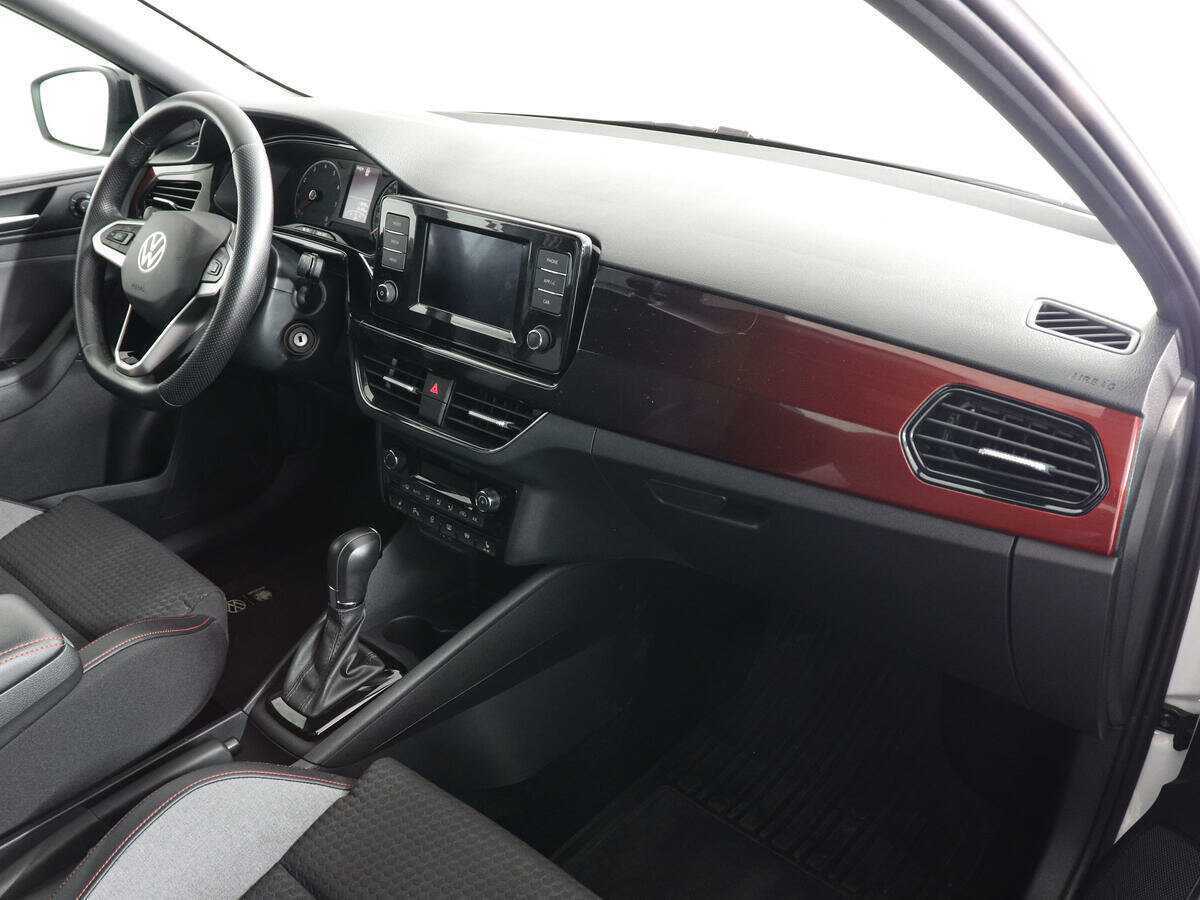 Купить Volkswagen Polo с пробегом. Фото: #9