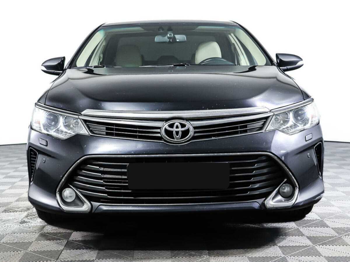 Купить Toyota Camry с пробегом. Посмотреть фото