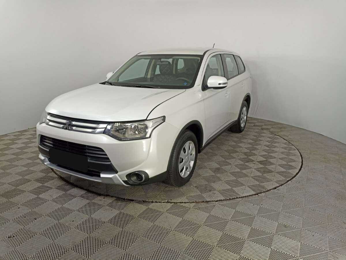 Купить Mitsubishi Outlander с пробегом. Фото: #0